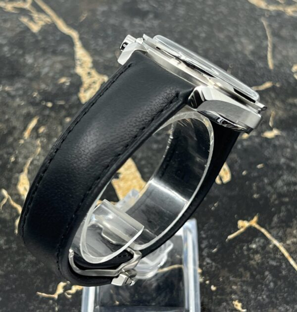 Omega Speedmaster Professional Moonwatch - 42mm - Leather - New 2025