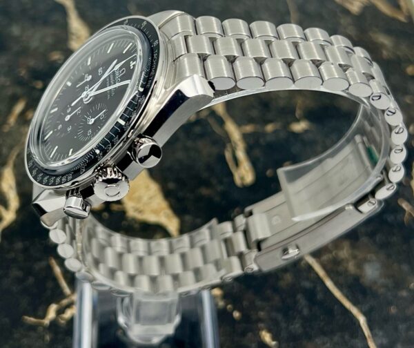 Omega Speedmaster Professional Moonwatch - New 2025