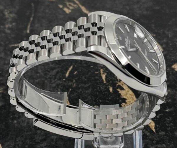 Rolex Datejust 41 - 126300-0008 - Steel - Grey Dial - Jubilee - New 2025