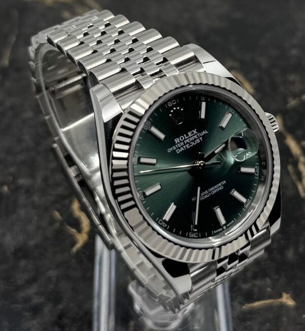 Rolex Datejust 41 - Green Dial - 126334 - Jubilee - New 2025