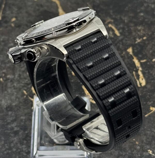 Breitling	Super Chronomat B01 Black Ring 44mm - AB0136251B2S1 - New 2025