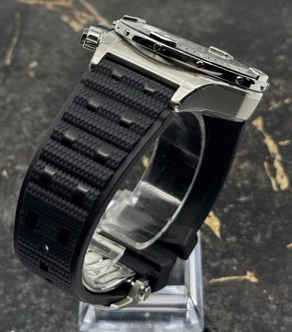 Breitling	Super Chronomat B01 Black Ring 44mm - AB0136251B2S1 - New 2025