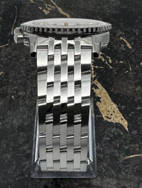 Breitling	Navitimer B01 Chronograph 41mm - Steel strap  - White	AB0139211G1A1 - New 2025